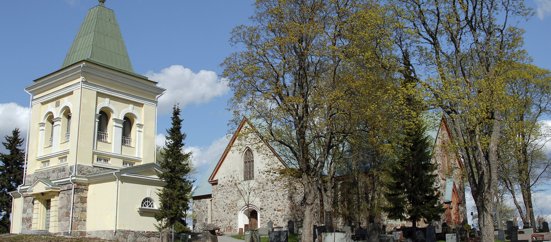 St Mikaels kyrkan i Kyrkslätt 